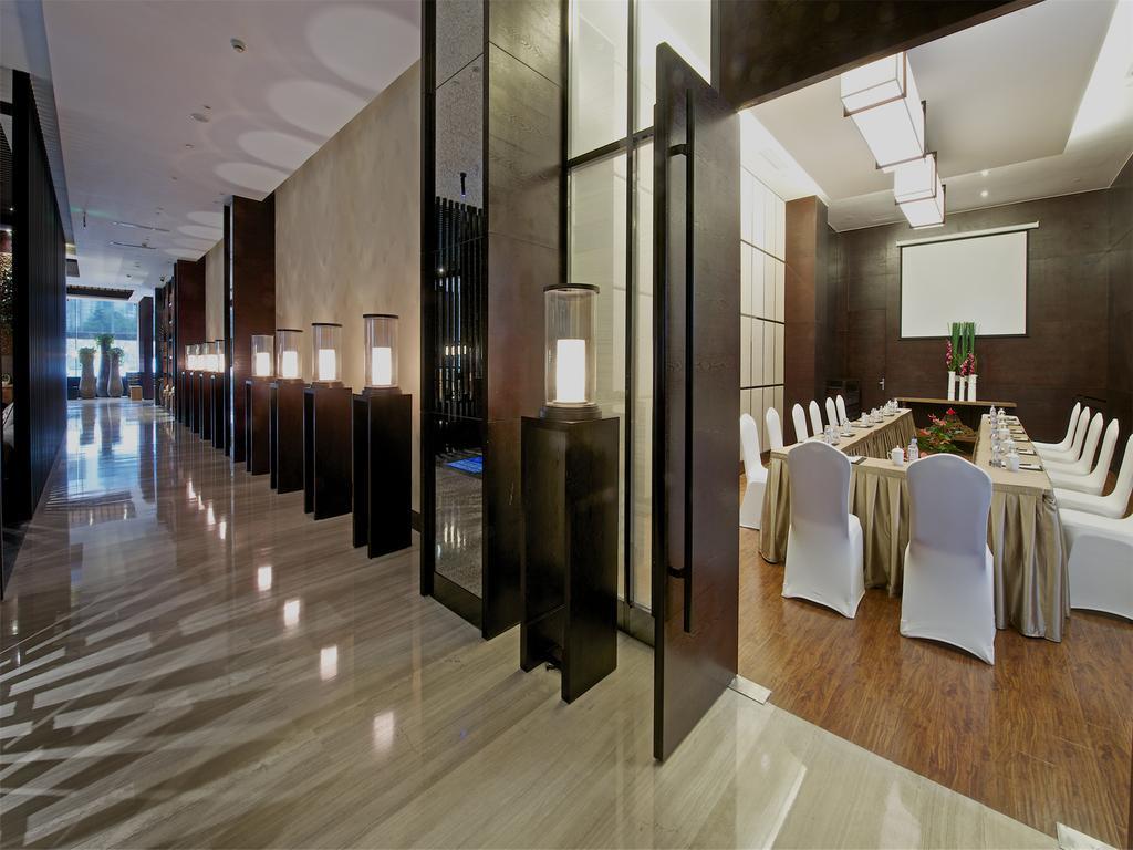 SSAW Boutique Hotel ShanghaiHongkou Bagian luar foto