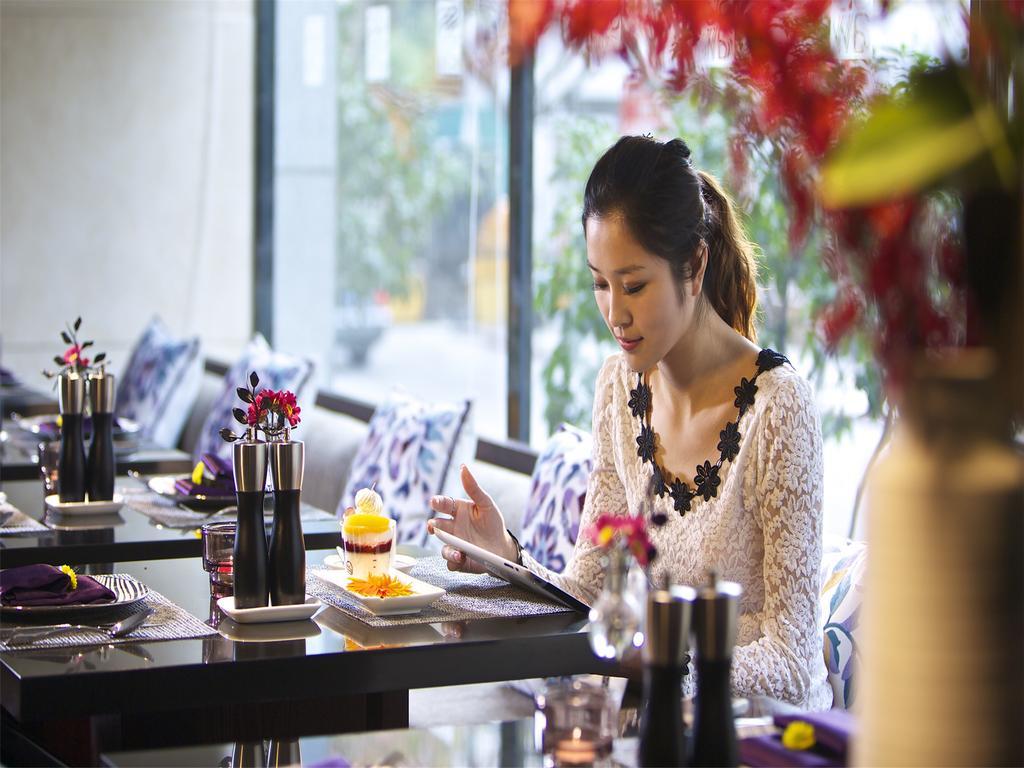 SSAW Boutique Hotel ShanghaiHongkou Bagian luar foto